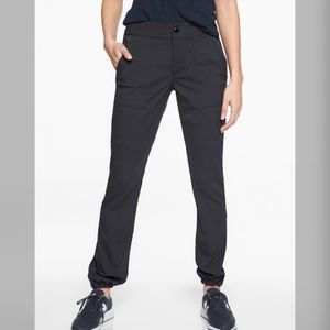 Athleta • Trekkie Hike Pant